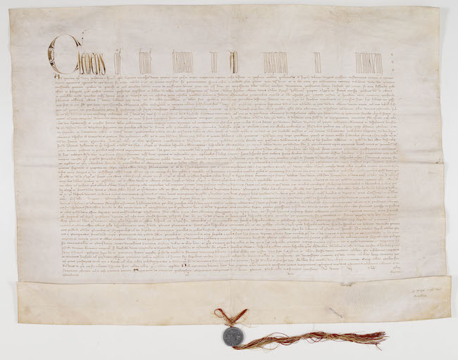 Bulle "Ad Providam" de Clément V (2 mai 1312) transférant les biens de l'Ordre du Temple à l'Ordre de l'Hôpital. Archives nationales (Paris), AE/II/1634 et J417/24